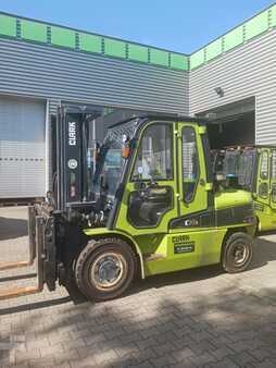 Diesel Forklifts 2017  Clark C55sD (7)