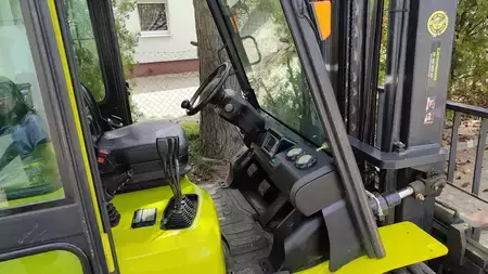 Gas truck 2016 Clark C50sL (6)