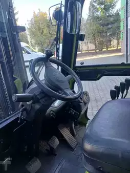 Wózki gazowe 2018  Clark GTS25 (4)