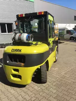 Gas truck 2015  Clark C55sL (3)