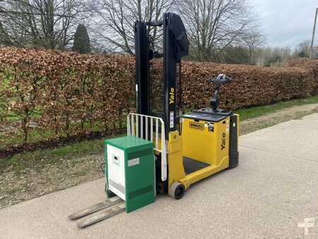 Pallet Stackers 2017  Yale MC12 (4)