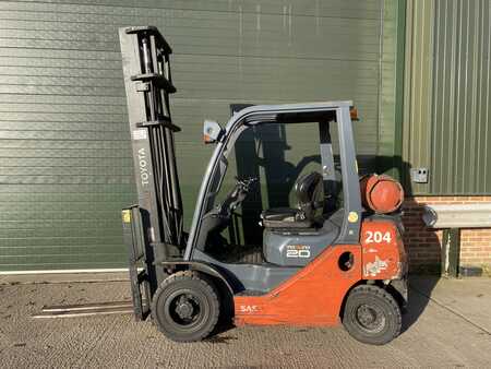 LPG Forklifts 2016  Toyota 8FGF20 (2)