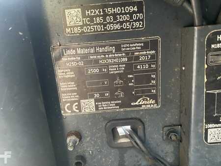 Empilhador diesel 2017  Linde H25D-02 (5)