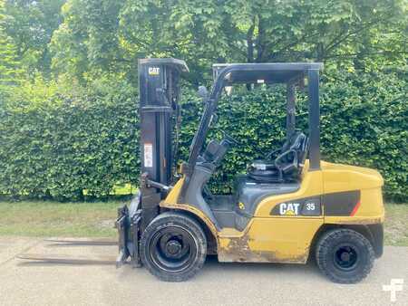 Diesel Forklifts 2018  CAT Lift Trucks DP35N (3)