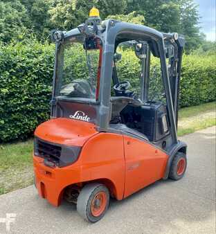 Diesel Forklifts 2014  Linde H20D-01 (2)