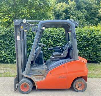 Diesel Forklifts 2014  Linde H20D-01 (3)