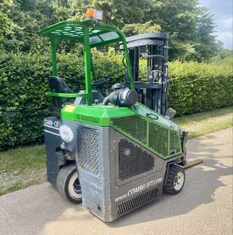 Empilhador Quatro caminhos 2017  Combilift CB3000 (2)