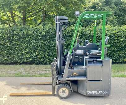 Four-way trucks 2017  Combilift CB3000 (3)