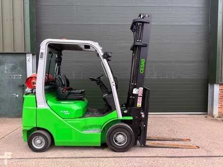 Empilhador a gás 2021  Cesab M318GV (2)