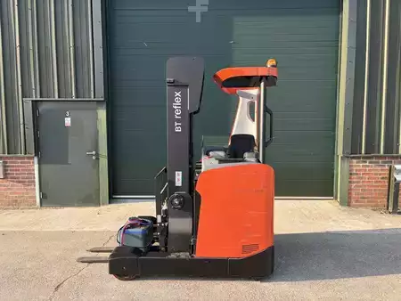 Reach Truck 2018  Toyota RRE160H (3)