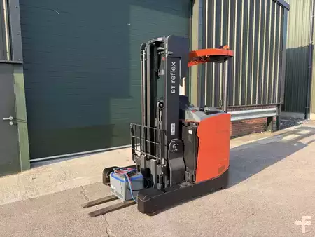 Reach Truck 2018  Toyota RRE160H (2)