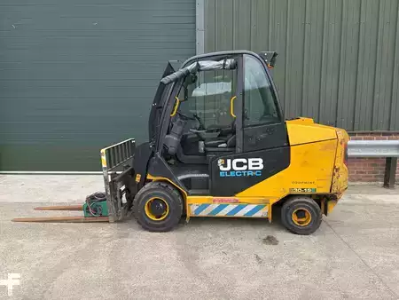 Telescopic forklift rigid 2022  JCB 30E 2WD (3)