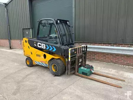 Telescopic forklift rigid 2022  JCB 30E 2WD (4)