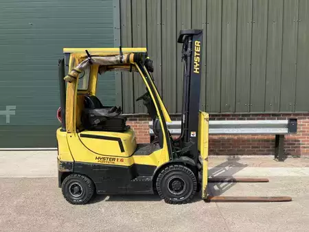 Carretilla elevadora GLP 2013  Hyster H1.6FT (1)
