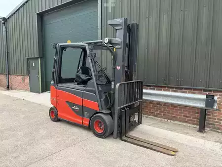 Electric - 4 wheels 2014  Linde E30HL-01/600 (7)