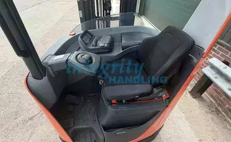 Reach Trucks 2019  BT RRE250H (5)