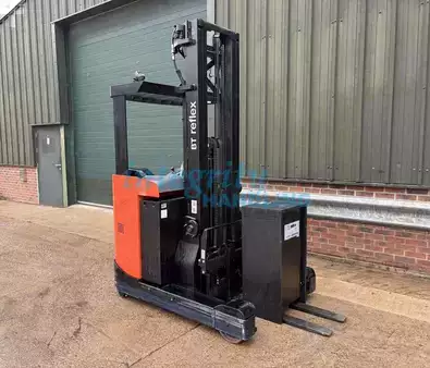 Reach Trucks 2019  BT RRE140B (3)