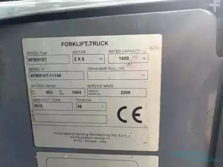 Eléctrica de 4 ruedas 2018  Toyota 8FBM16T     (2)