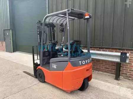 3-wiel elektrische heftrucks 2012  Toyota 7FBEST15 (7)