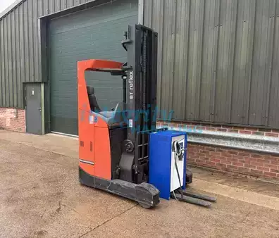 Reach Trucks 2016  BT RRE160E (5)