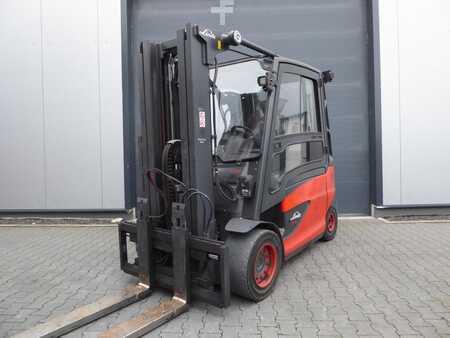 Electric - 4 wheels 2019  Linde E45HL-01/600 (1)