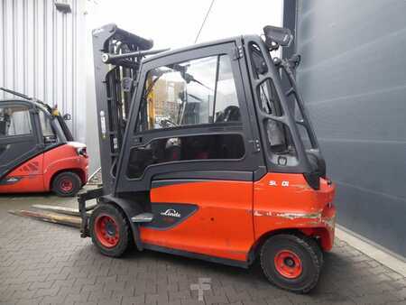 Electric - 4 wheels 2019  Linde E50HL-01/600 (3)