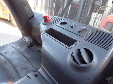 Electric - 4 wheels 2021  Linde E50HL-01 (6)