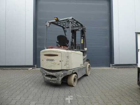 Eléctrico - 4 rodas 2013  Crown FC4545-3.0 (4)