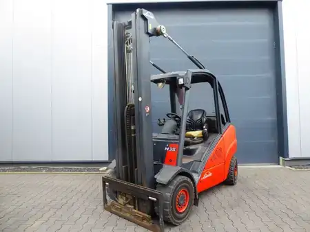 Empilhador a gás 2007  Linde H35T (1)