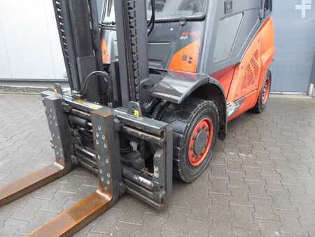 Diesel truck 2018  Linde H40D-02 (2)