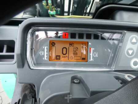 Dieselový VZV 2022  Mitsubishi FD50NT (8)