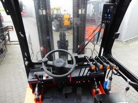 Sähkö - 4 pyör 2025  Noblelift CPD38 Lithium Ionen (6)