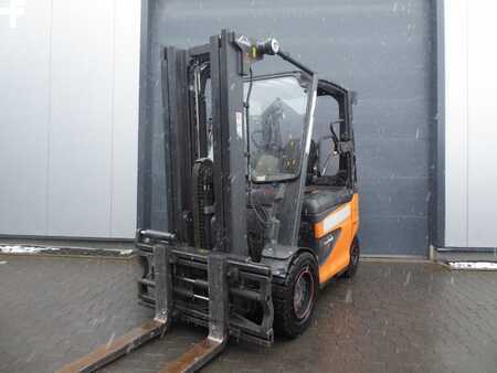 Electric - 4 wheels 2019  Linde E40H-01/600 (1)