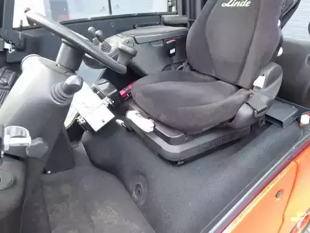 Dízel targoncák 2022  Linde H20D-02 (6)