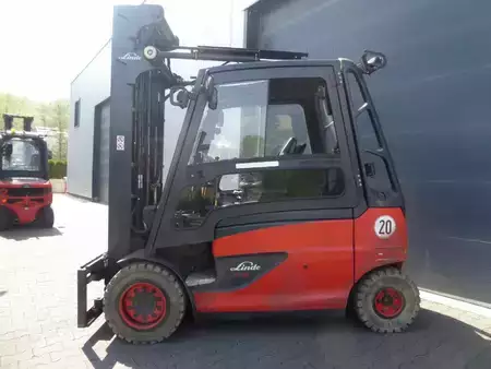 Eléctrica de 4 ruedas 2021  Linde E45HL-01/600 (2)