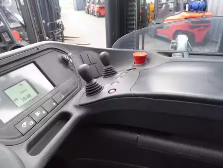 Chariots à mât rétractable 2021  Linde R12B-01 (4)