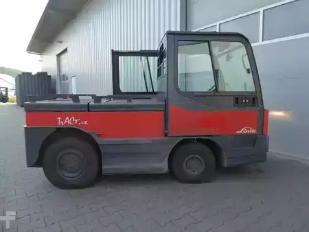 Chariots tracteurs 2021  Linde P250SWB (7)