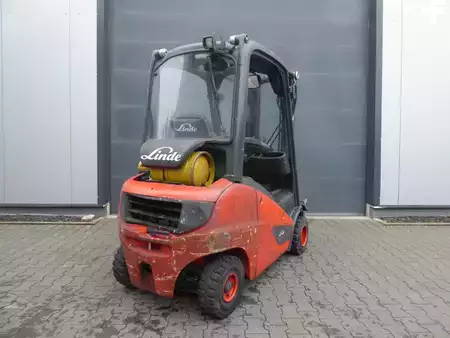 Chariots élévateurs GPL 2021  Linde H20T-01 (6)