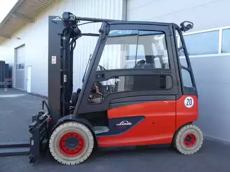 Elektryczne 4-kołowe 2023  Linde E45HL/600 (4)