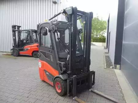 Eléctrica de 3 ruedas 2017  Linde E12 (9)