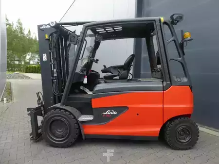 Elektromos 4 kerekű 2019  Linde E50L-01/ Containerfähig (7)