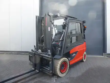 Elektromos 4 kerekű 2020  Linde E50L-01/600 Containerfähig (1)