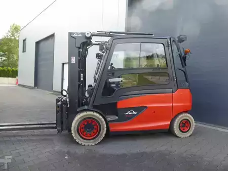 Elektromos 4 kerekű 2020  Linde E50L-01/600 Containerfähig (3)