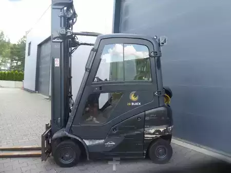 Empilhador a gás 2020  Linde H16T-01 (2)