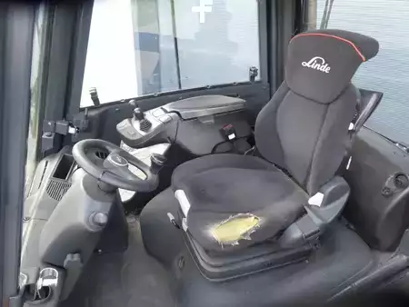 Empilhador a gás 2020  Linde H16T-01 (5)