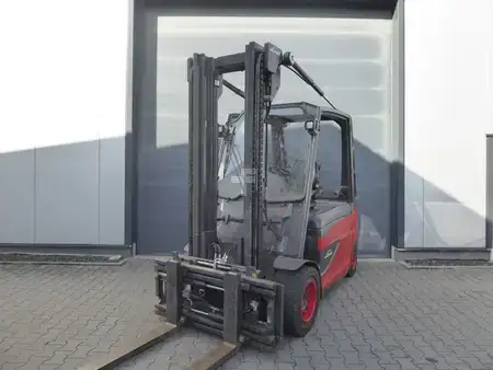 Elektro 4 Rad 2021  Linde E50HL-01 (1)