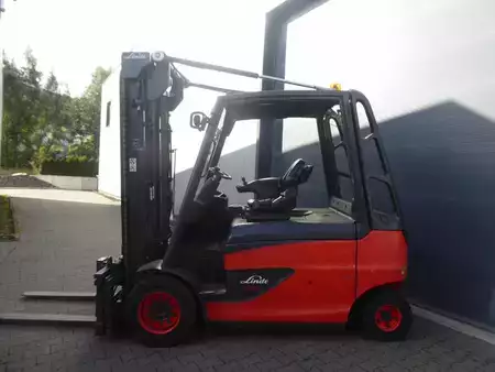 Elektro 4 Rad 2021  Linde E50HL-01 (2)