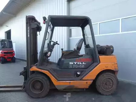 Diesel Forklifts 2000  Still RX70-45 (2)