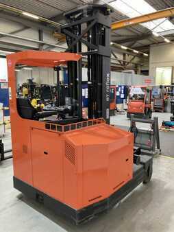 Four-way reachtrucks 2018  BT FRE270 (4)
