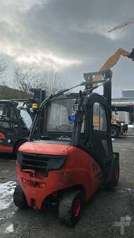 Chariots élévateurs diesel 2017  Linde H35D-02 (2)